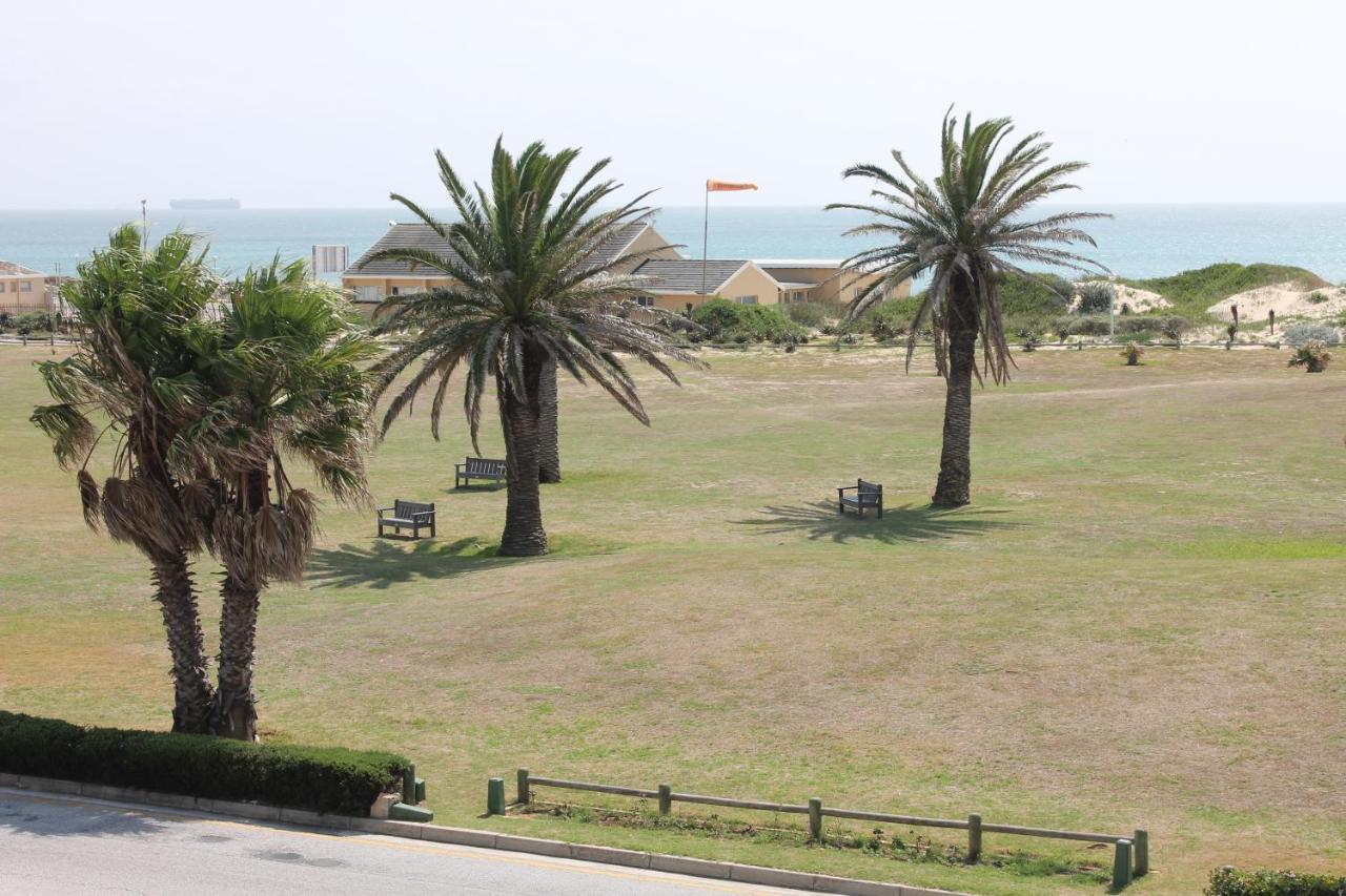 Cascades 103 Apartment Port Elizabeth Bagian luar foto